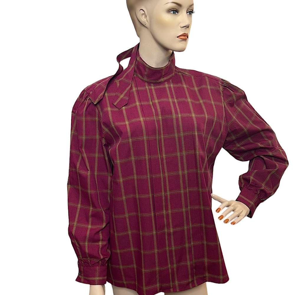Vintage 80s Foxcroft Shirt w Back Necktie